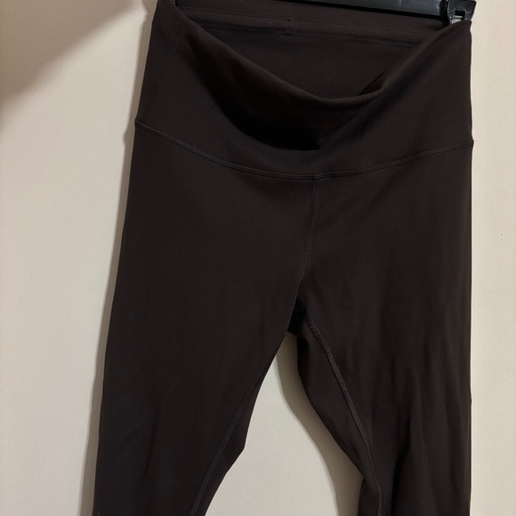 Lululemon Wunder Train Espresso 8 - Picture 2 of 5